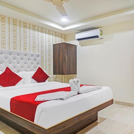 Hotel Bright Airport Zone Shamshabad Esterno foto